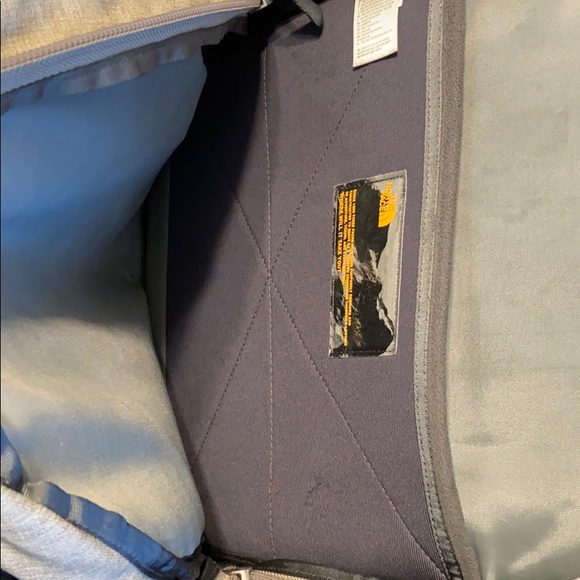 NORTHFACE Borealis Backpack - Picture 6 of 7